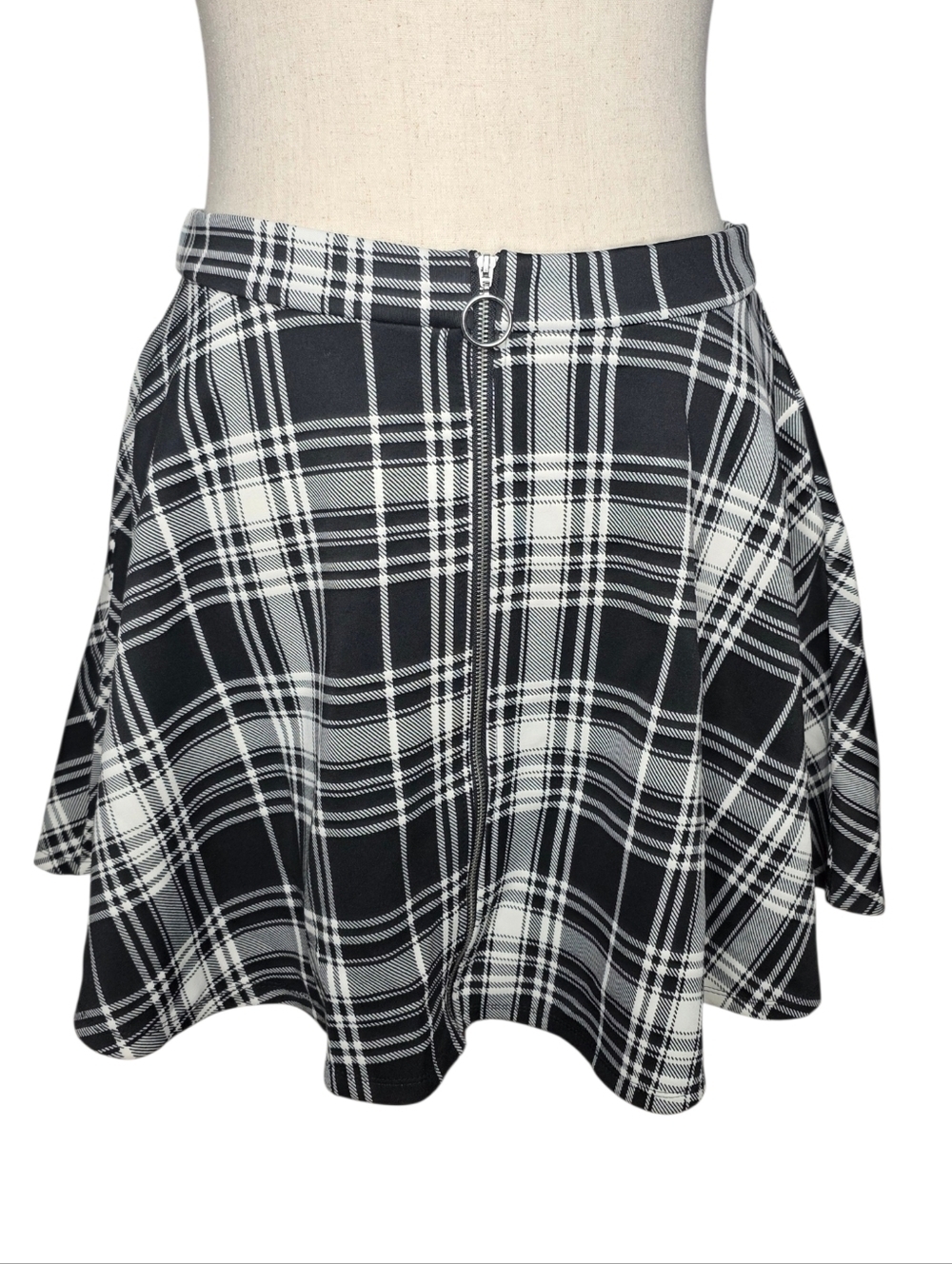 Hot Topic Plaid Skater Skirt XL Black White Zip O Ring Goth Y2K Aline